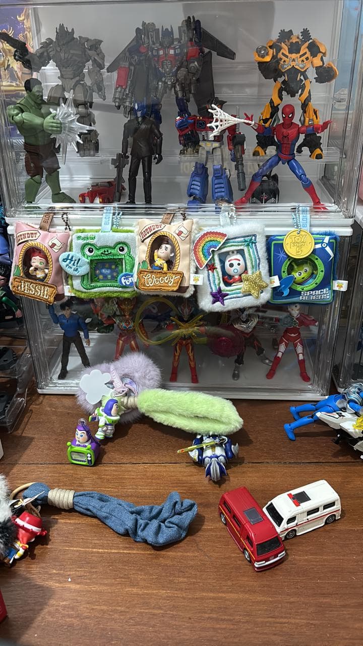 Koleksi asli ITGabut Toys